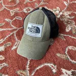 The North Face Mudder Trucker Hat Black and Green
